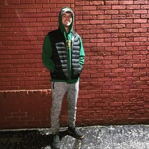 Meet your Posher, Jon